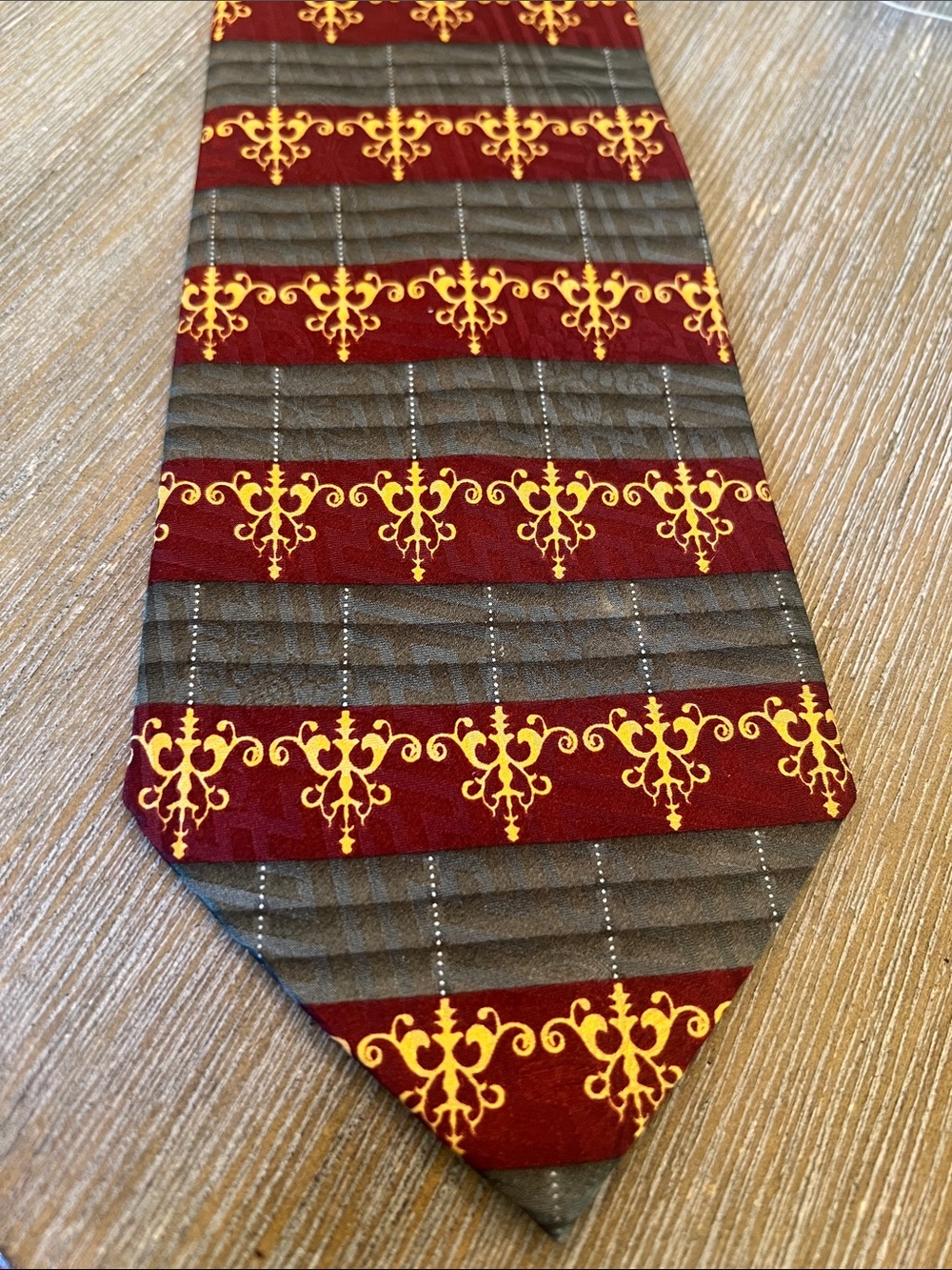 SALVATORE Men's Burgundy, gold and Gray Patterned Silk Tie. New in Pkg